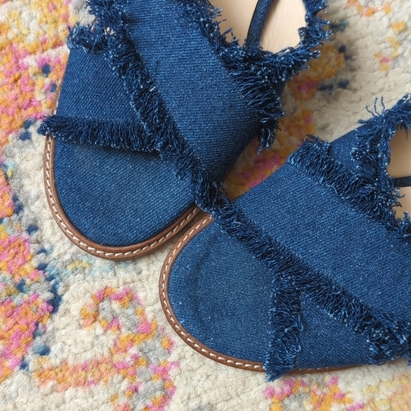 Jon Josef Noble Dark Wash Denim Frayed Criss Cross Open Toe Slide Sandals 9 - Picture 3 of 15